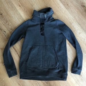Size 4 (no dot) lululemon cowl neck sweatshirt.